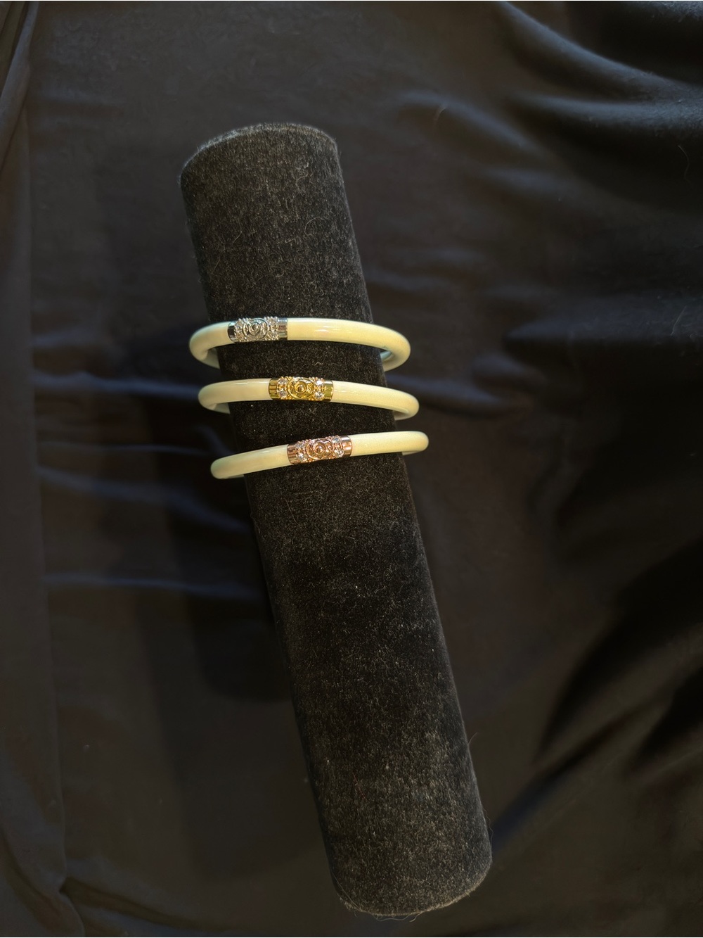 Budhagirl Three Kings All Weather Bangles - Ivory, M - Picture 2 of 8